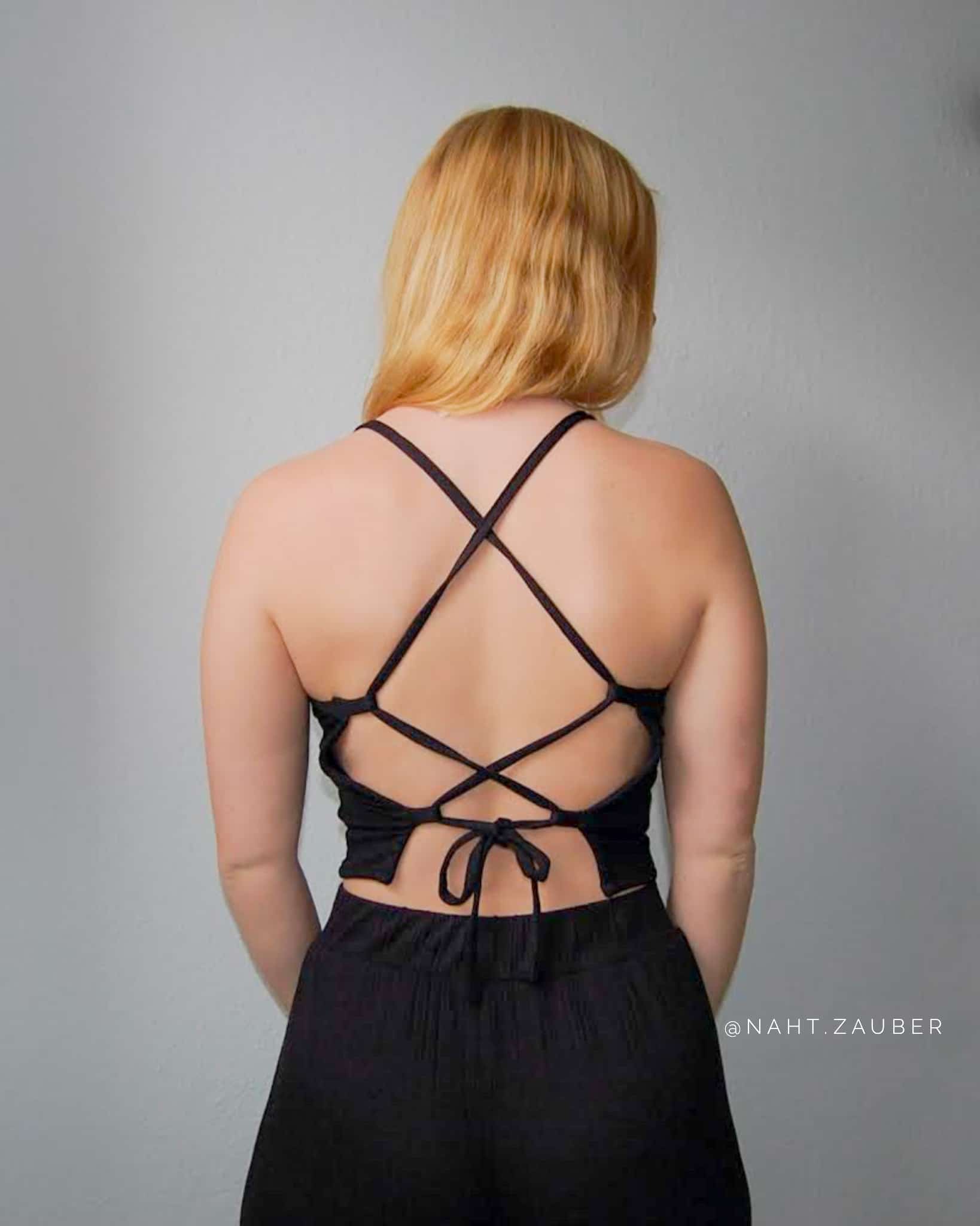 iThinksew - Patterns and More - Strappy Crop Top with open back