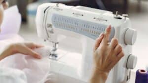 A list of best affordable sewing machines for sewing beginners to buy in Dubai