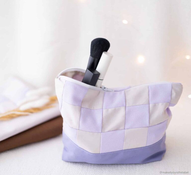 Easy cosmetic bag free sewing pattern and tutorial for beginners • Make