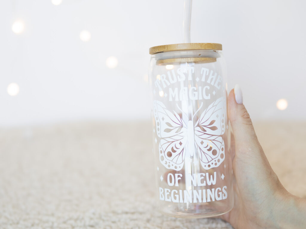 Glas To go Becher plotten mit Vinylfolie_kleine Geschenkidee