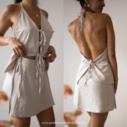 Beiger Wickelrock aus Leinen kombiniert mit einem sommerlichen Bindetop – genäht mit dem Wickelrock Schnittmuster von Make It Yours – The Label, ideal für leichte Webware.